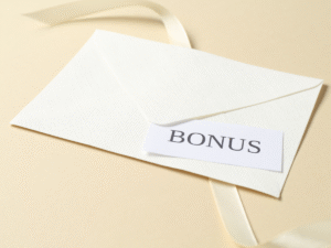 Phòng nhân sự tại Cần Thơ đang họp bàn về chính sách thưởng Tết 2026 và lương tháng 13 cho nhân viên công ty.