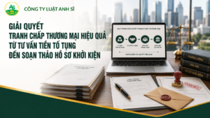 Luật sư đang tư vấn giải quyết tranh chấp thương mại và soạn thảo hồ sơ khởi kiện cho doanh nghiệp.